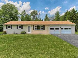 1420 Grandview Rd, Spring Grove, PA 17362