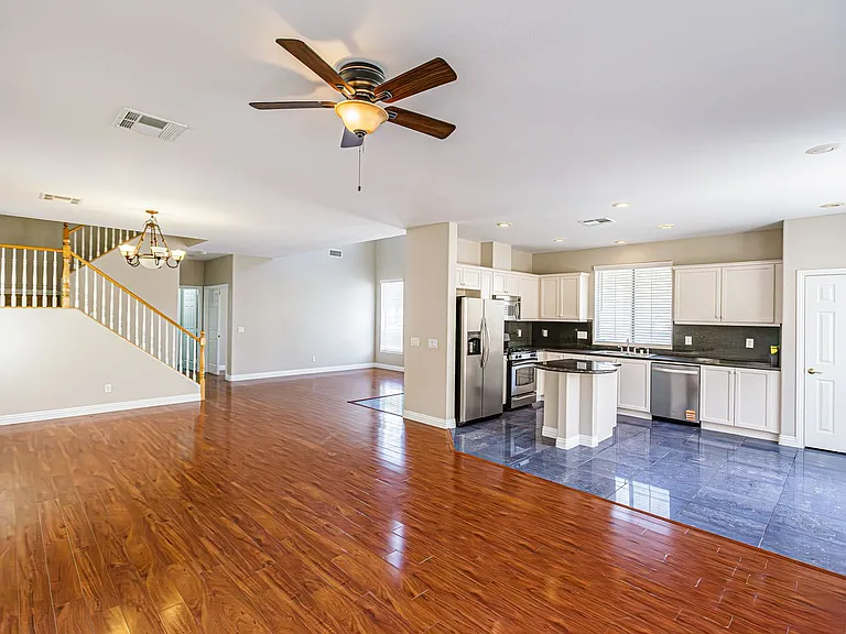 8018 Retriever Ave — Photo 9