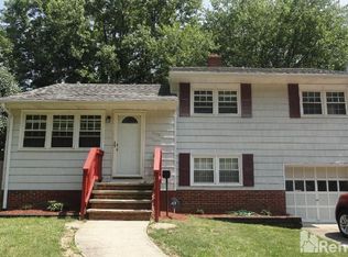 11159 Stoneham Rd, Parma Heights, OH 44130