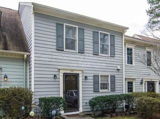 1806 Township Cir, Raleigh, NC 27609