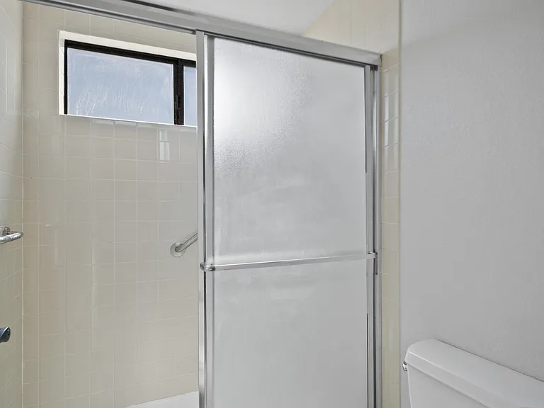 321 Brookshire Ct — Photo 17