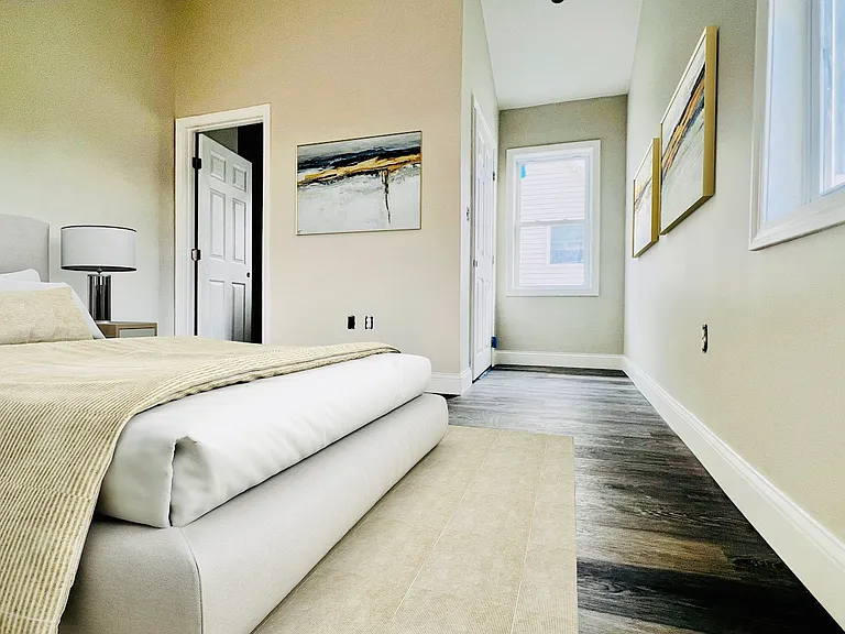 26 Crescent St #26 — Photo 3