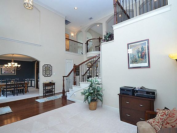 5th image of 2610 Sugarbush Ln