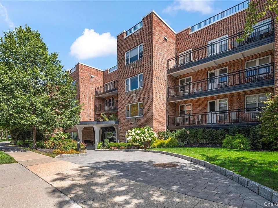 1st image of 25 Chapel Place #1H