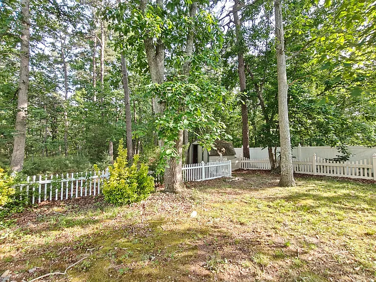 88 Devon Rd — Photo 14