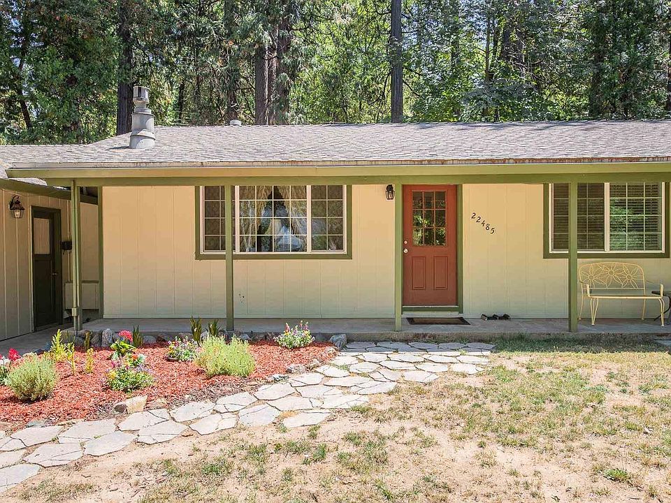 1st image of 22485 Red River Dr