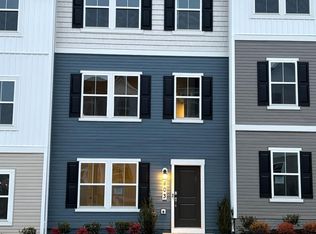 403 18th Ave, Ranson, WV 25438