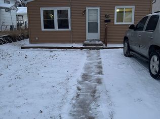 941 20th Ave SW, Cedar Rapids, IA 52404