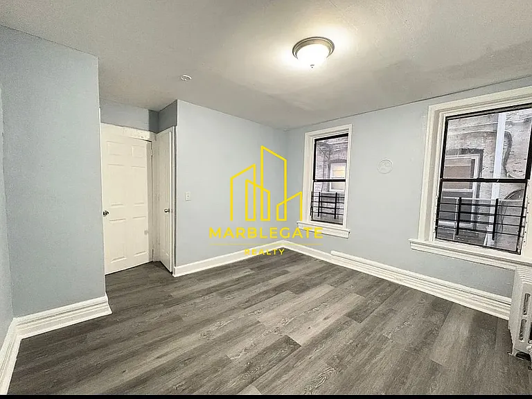 75 Carnegie Ave #100 — Photo 3