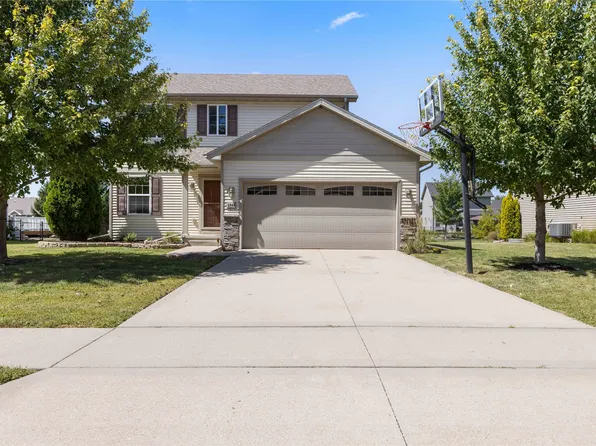 2908 SE Diamond Dr, Grimes, IA 50111