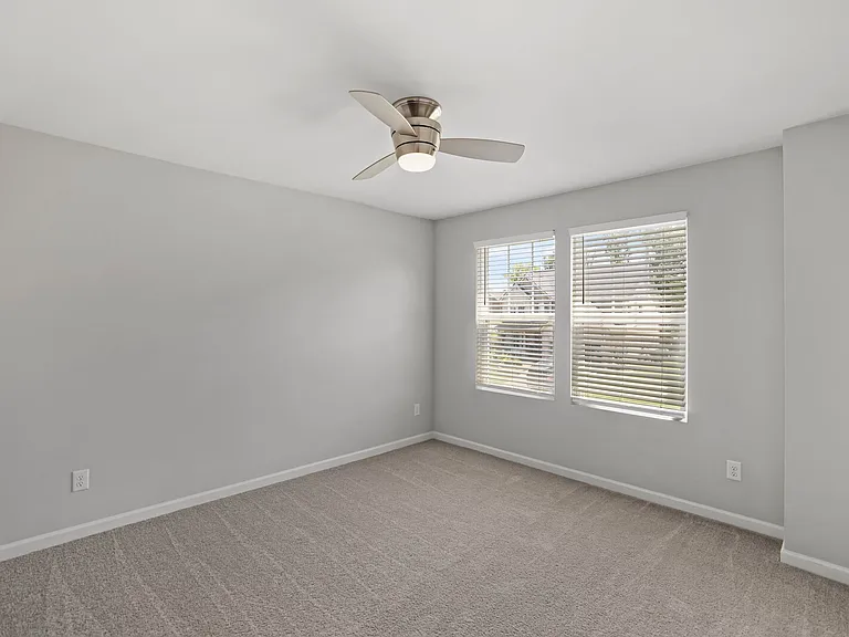 2861 Meadow Gln — Photo 27