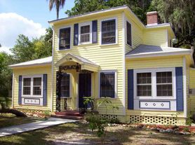 Historical Property, Lilly 912 D