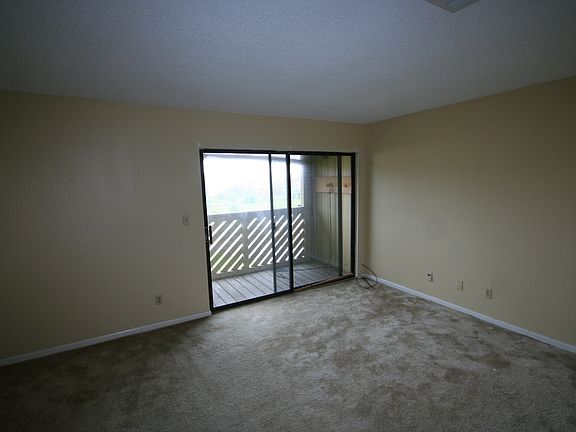 5th image of 1850 Cypress St APT A