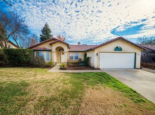 256 Riviera Dr, Lemoore, CA 93245