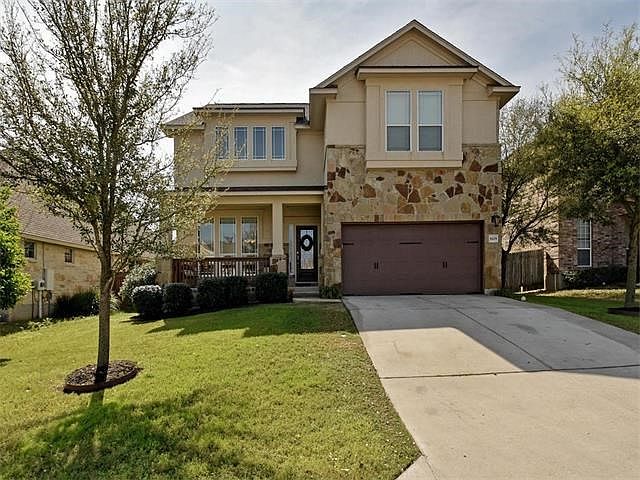 Beautiful Boerne floor plan built by Meritage in 2007 in the sought after south Austin neighborhood 
