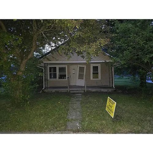 728 Schirmeyer St Photo 1