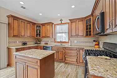 Sold by Century 21 Amiable Realty Group II Inc