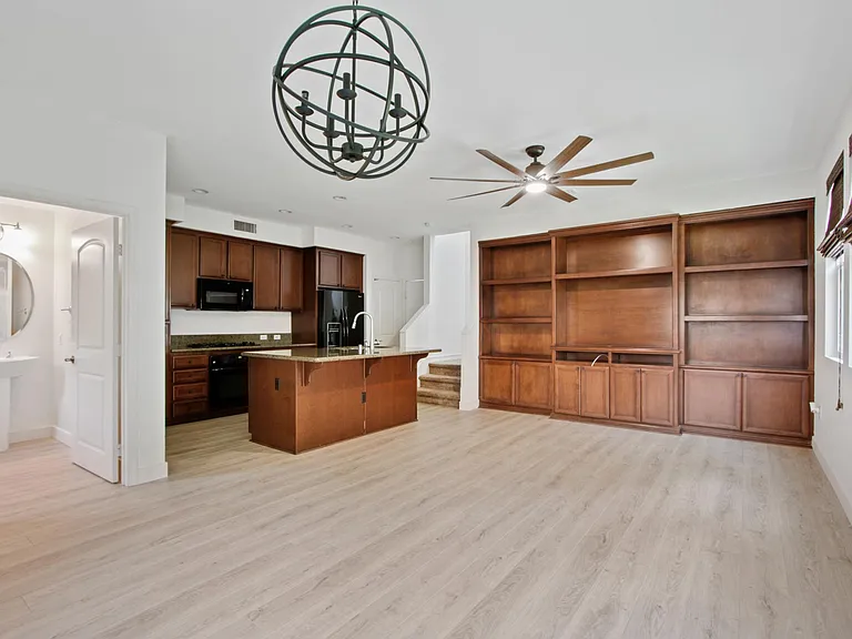46 Playa Cir #J — Photo 17