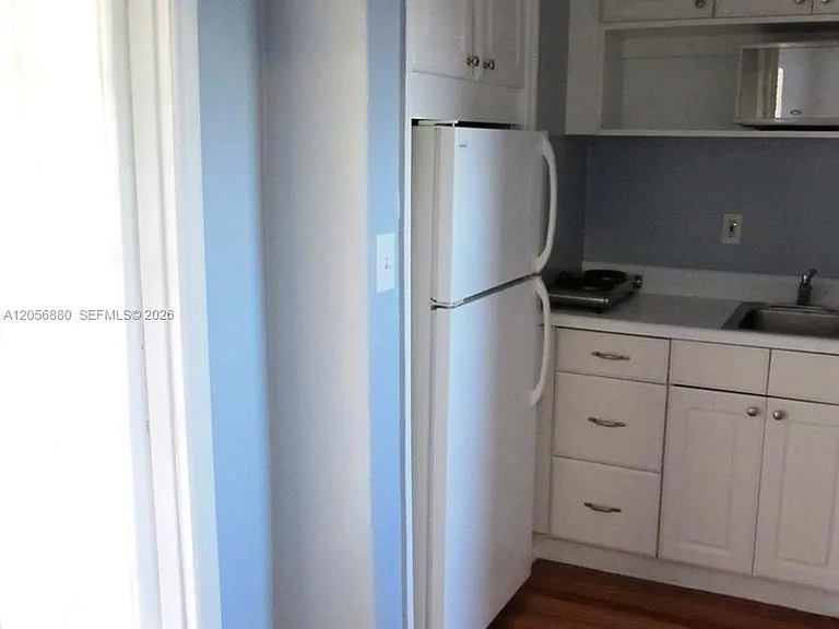 8024 Harding Ave #5A — Photo 11