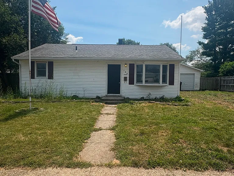 164 Pat Ln — Photo 1