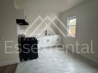 27 N 5th St, Newark, NJ 07107