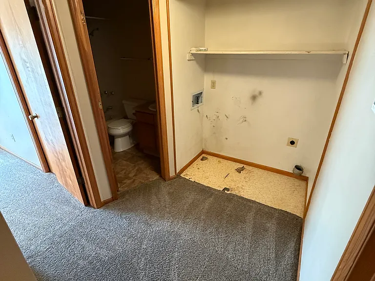 3131 Bell Dr — Photo 8