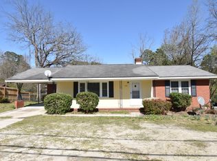 1747 Ireland Dr, Fayetteville, NC 28304