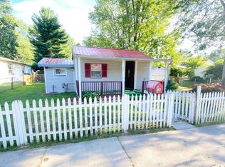 40 Joy Ave, Delaware, OH 43015