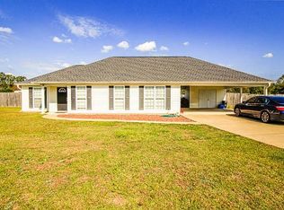 197 McLendon Rd, Fort Mitchell, AL 36856