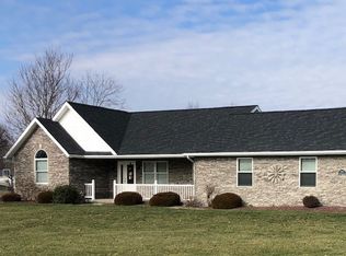 5015 W Oak Ridge Dr, Jasper, IN 47546