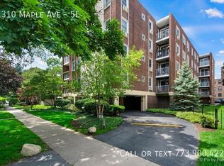 1310 Maple Ave APT 5E, Evanston, IL 60201