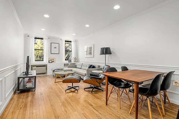 Rented by Compass | media 7