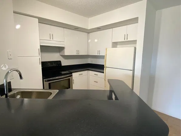 3400 Pinewalk Dr N APT 924, Pompano Beach, FL 33063