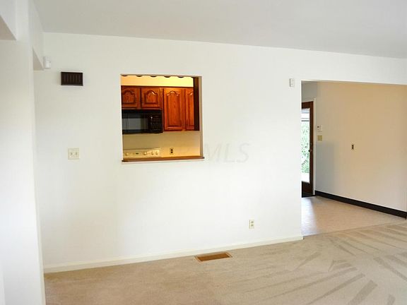 5th image of 555 E Dominion Blvd