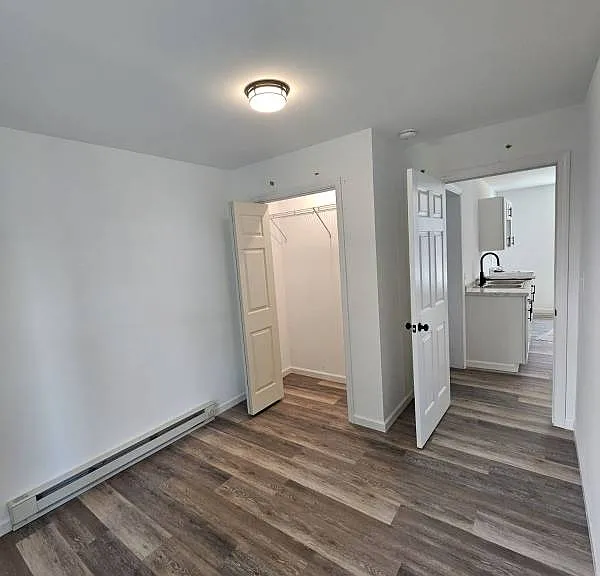 36 William St #2 — Photo 3
