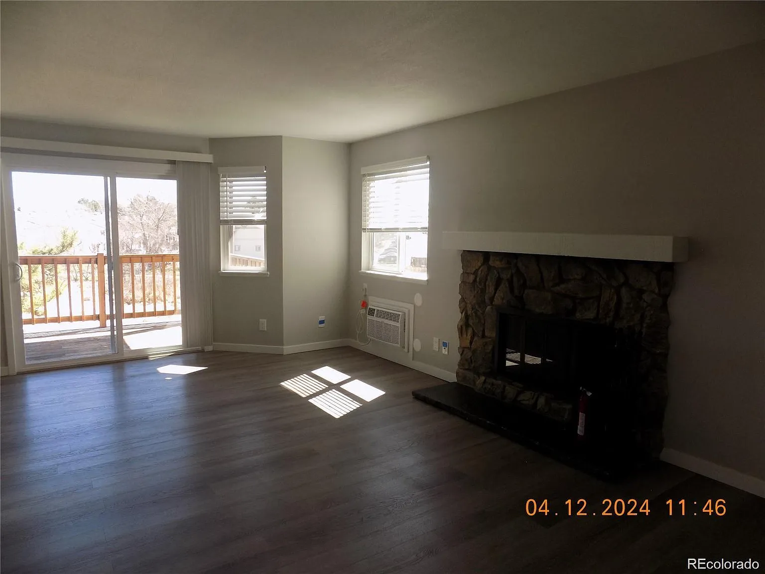 1 bed, 1.0 bath, 800 sqft, $1,350 — Photo 2