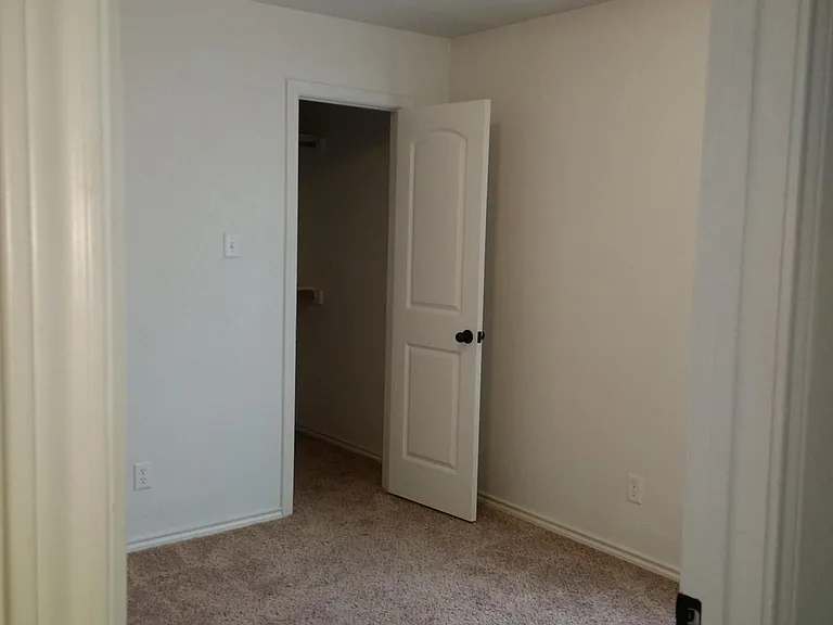 8126 Doreen Ave — Photo 22