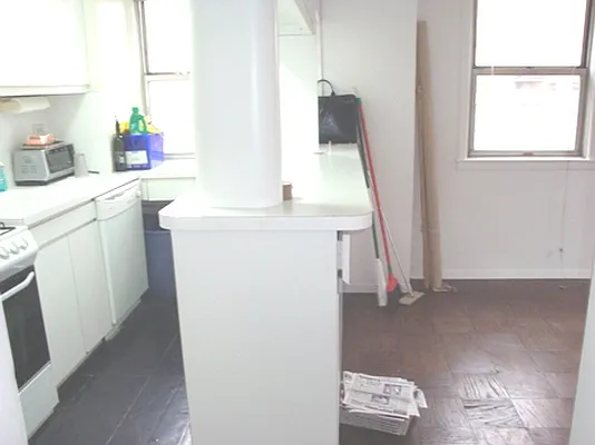 Rented by City Connections Realty | media 30