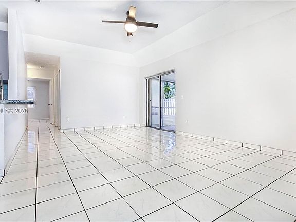 5th image of 1101 SW 86th Ave