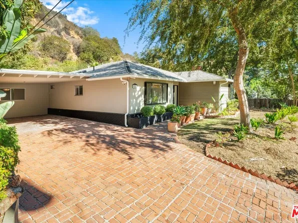 9581 Stuart Ln, Beverly Hills, CA 90210
