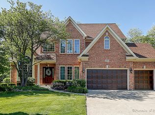 878 Sheehan Ave, Glen Ellyn, IL 60137