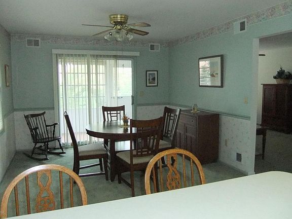 4th image of 159 Gayle Ct #1000