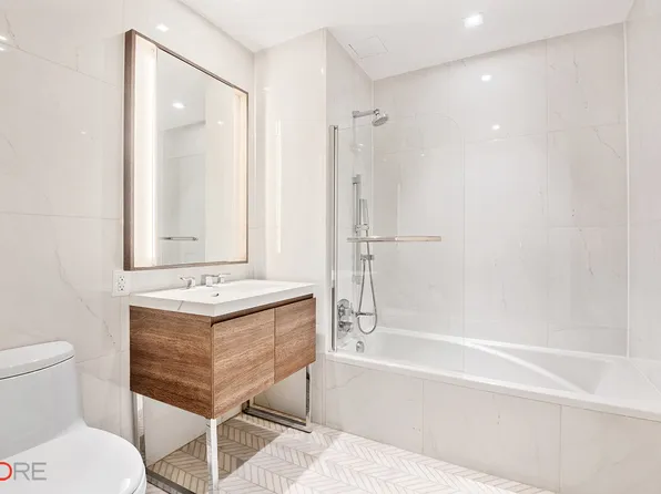 505 West 43rd Street image 7 of 12