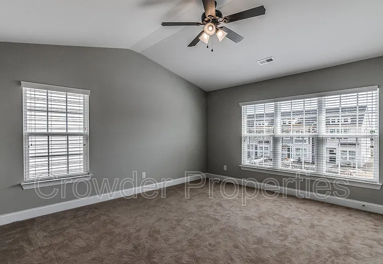 362 Halton Crossing Dr SW — Photo 9