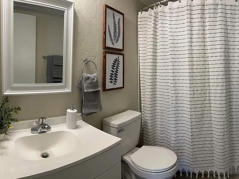 Westside Commons - Beautiful One and Two Bedroom Available NOW! - ONE MONTH FREE!! — Photo 43