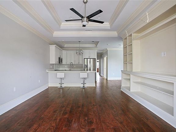 5th image of 7813 Olive St