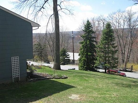 The views continue from the side yard.