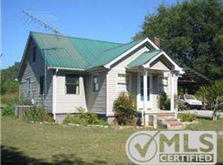 725 Celsor Rd, Hartsville, TN 37074