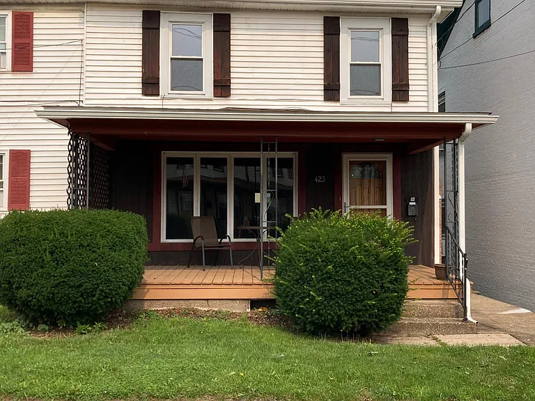423 Church St — Photo 2