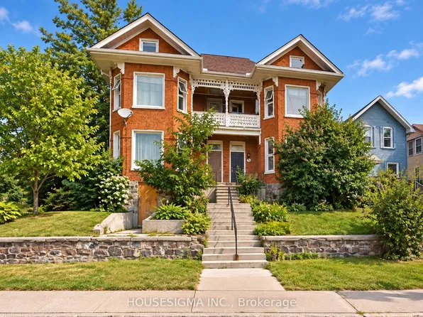 516 Aylmer St N #514, Peterborough, ON K9H 3W5